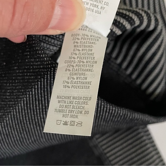 New Offline 7/8 Legging Seamless Two Tone Black Stripe - Picture 10 of 12